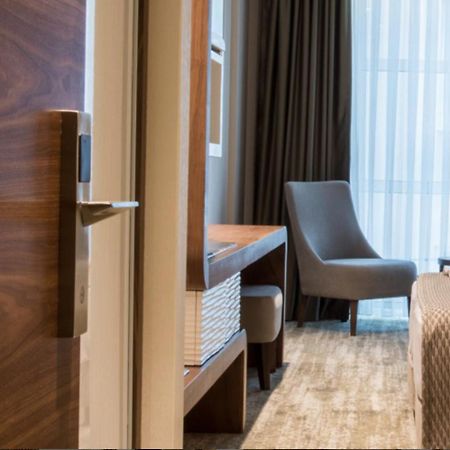 Ramada By Wyndham Gemli̇K Hotel Gemlik Cameră foto