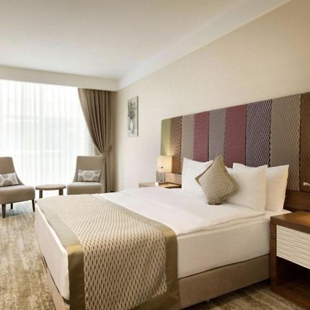 Ramada By Wyndham Gemli̇K Hotel Gemlik Exterior foto