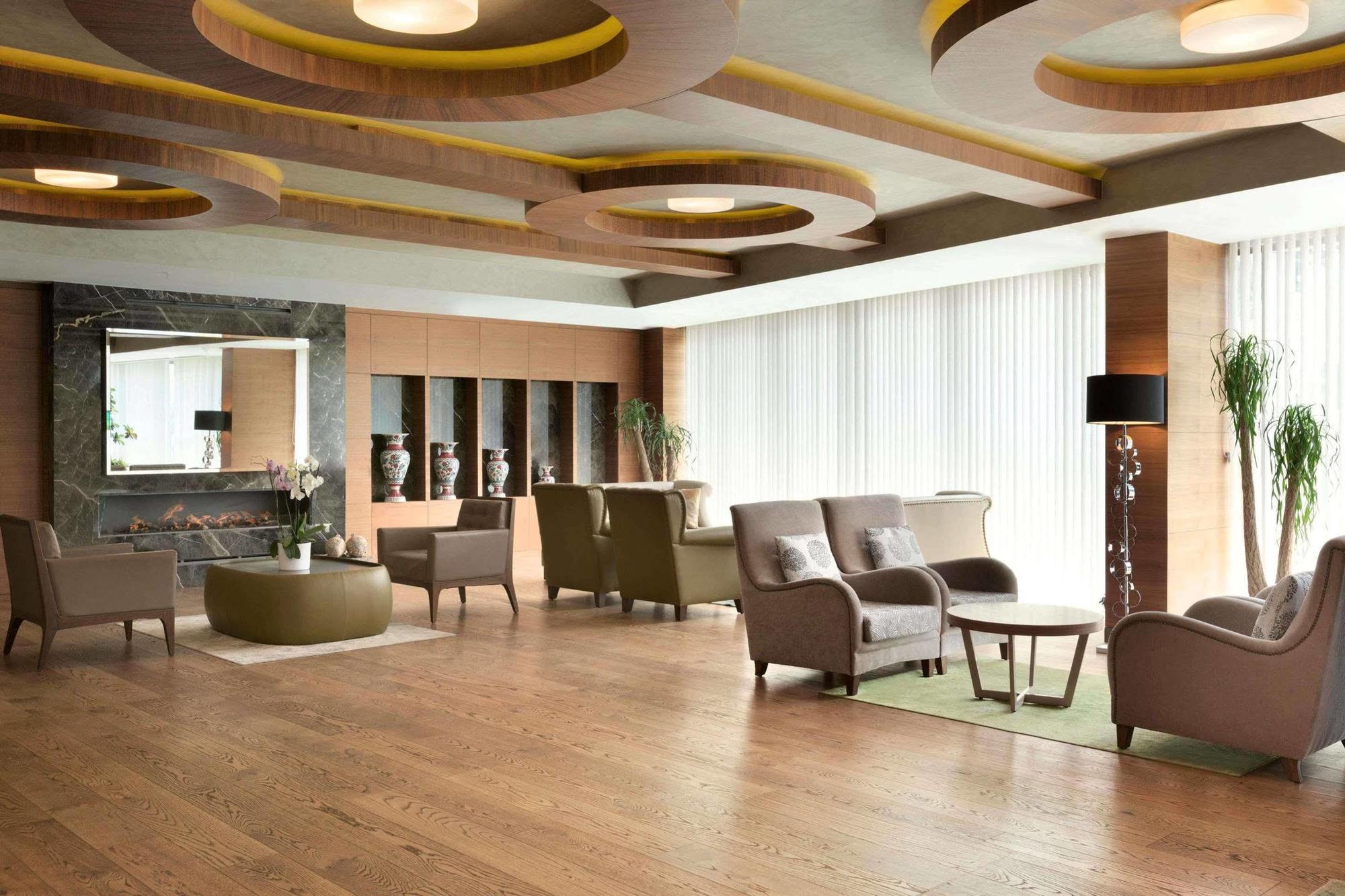 Ramada By Wyndham Gemli̇K Hotel Gemlik Exterior foto