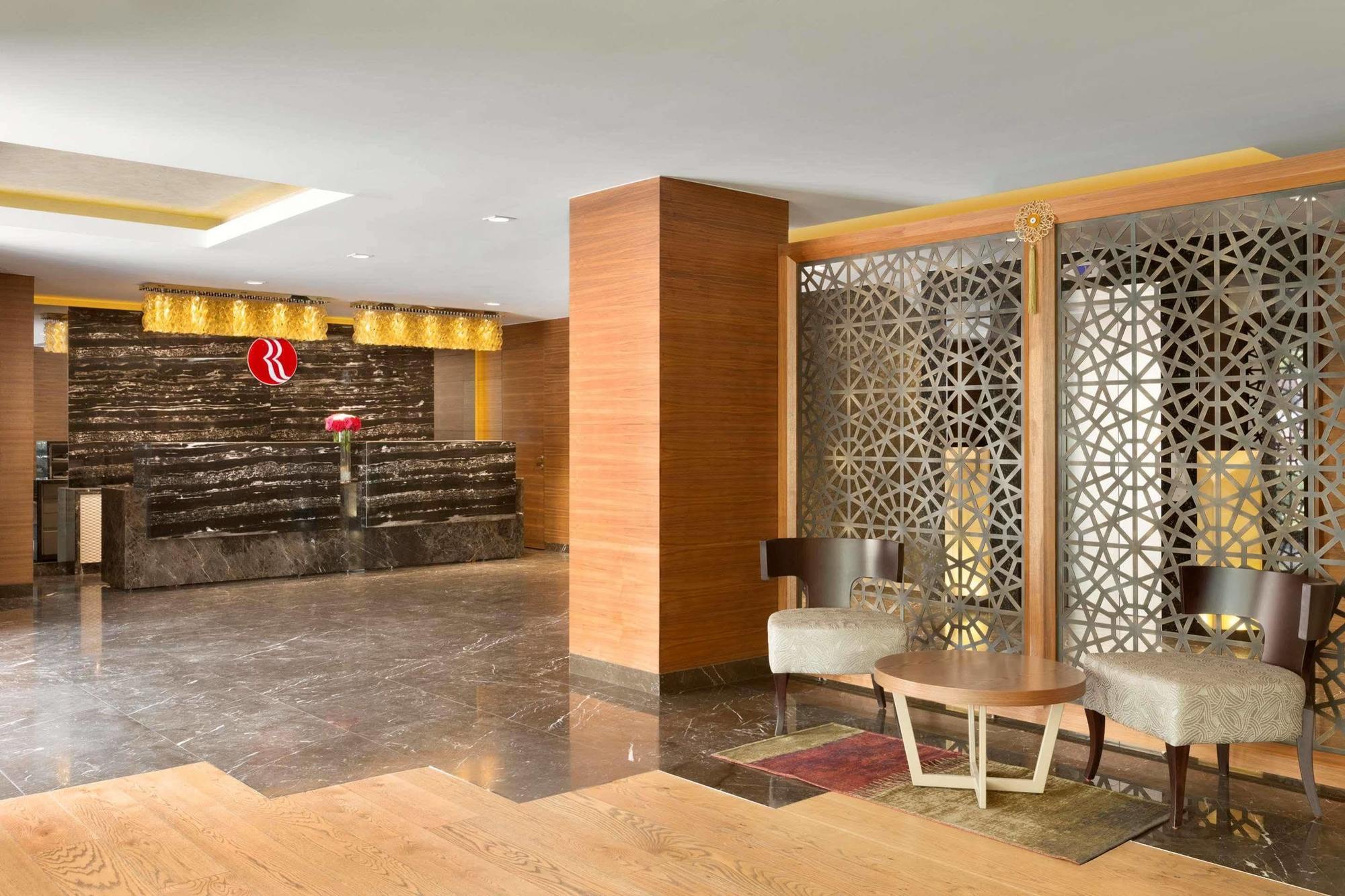 Ramada By Wyndham Gemli̇K Hotel Gemlik Exterior foto